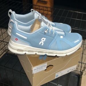 Brand new never worn kids blue on clouds- fit women’s 7